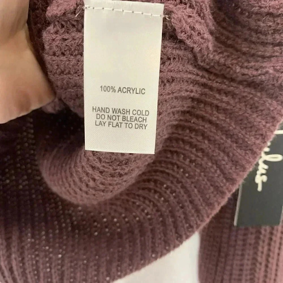 Lulus Burgundy V-Neck Knit Long Sleeve Sweater Size Large‎ NWT - Picture 5 of 5